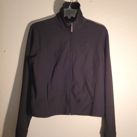Nike Jackets & Blazers - NIKE DRI FIT BLACK JACKET/LONG SLEEVES   SIZE LARGE